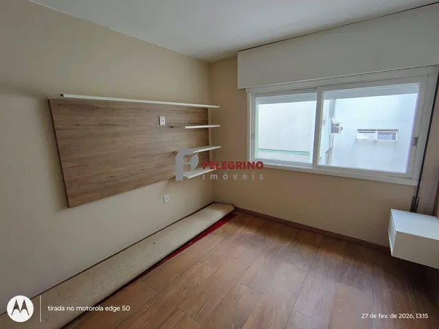 Imagem 6: Pelegrino Imóveis vende apartamento no Bairro São Geraldo em Porto Alegre