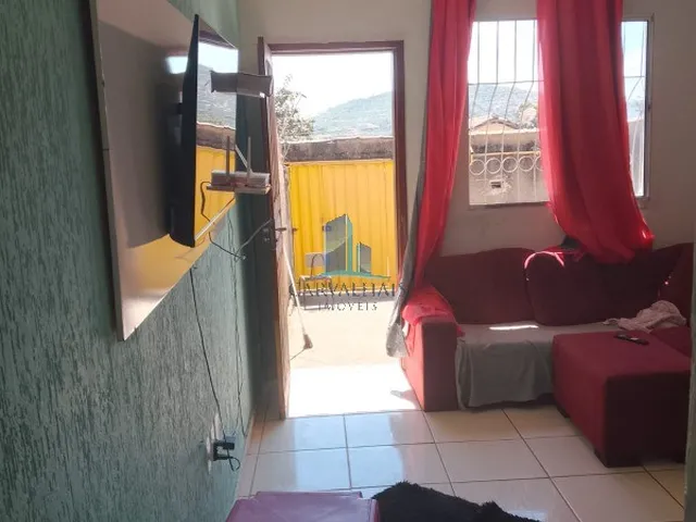 Imagem 7: Imóvel à venda em Esmeraldas-MG: Casa com 2 quartos, 1 sala, 1 banheiro e 1 vaga na