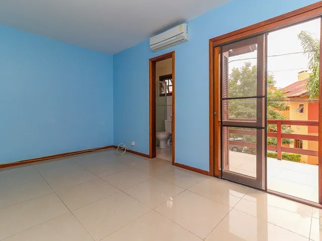 Imagem 12: CASA RESIDENCIAL em Porto Alegre - RS, Cavalhada