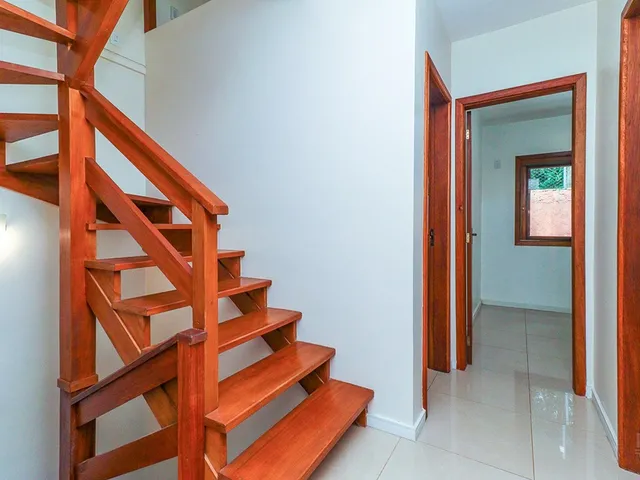 Imagem 4: CASA RESIDENCIAL em Porto Alegre - RS, Cavalhada