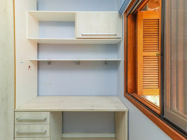 Imagem 15: CASA RESIDENCIAL em Porto Alegre - RS, Cavalhada