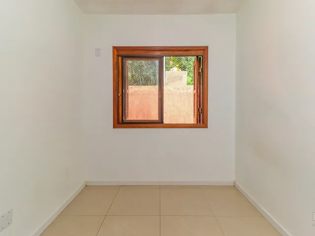 Imagem 8: CASA RESIDENCIAL em Porto Alegre - RS, Cavalhada