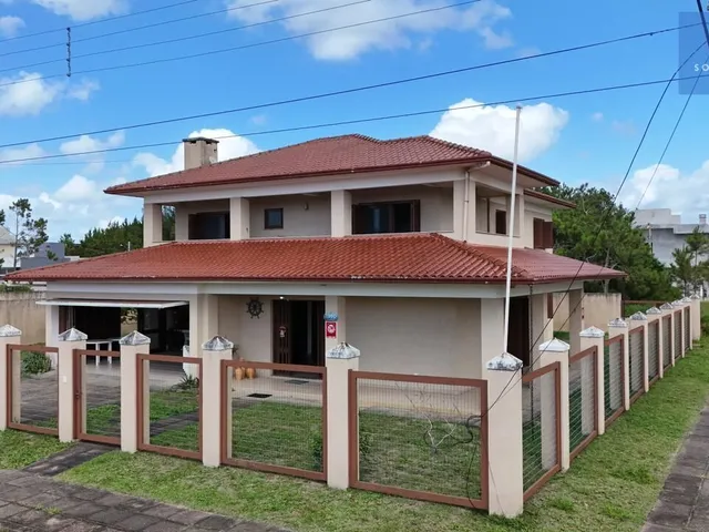 Imagem: Casa Sobrado a venda no Capão Novo Village