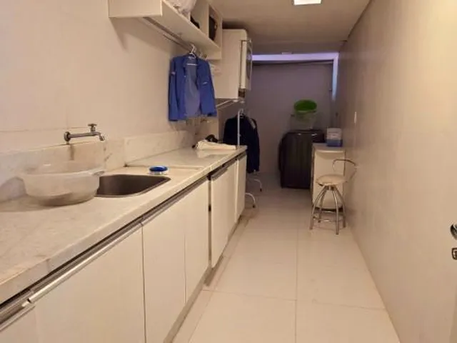 Imagem 8: Casa em condomínio com 8 dormitórios