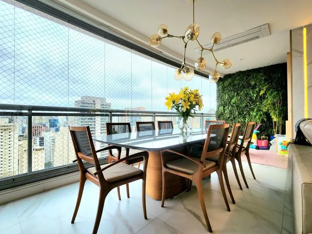 Imagem 8: Apartamento para Venda em Itaim Bibi com 2 Quartos, Sendo 2 Suítes, 134M²