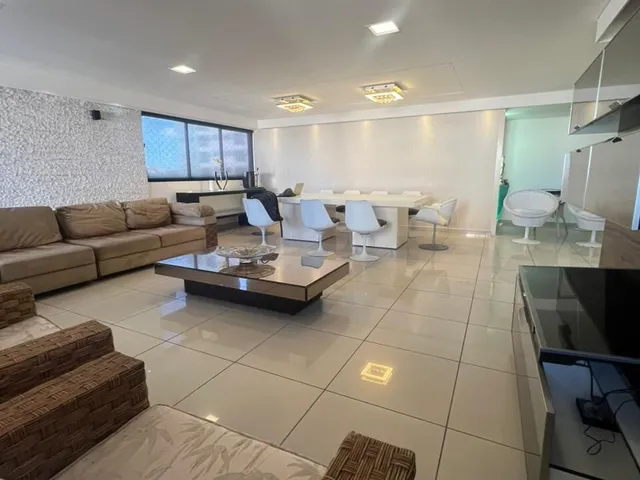 Imagem: O apartamento possui 3 Dormitórios, 2 Suítes, 3