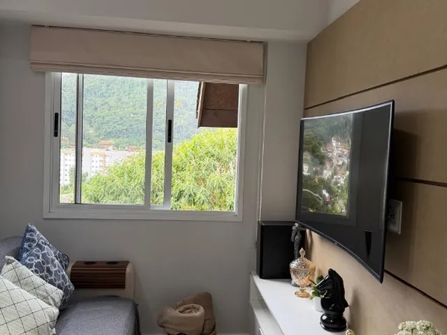 Imagem 10: Cobertura de Luxo em Nogueira, Petrópolis-RJ: 4 Quartos, 3 Suítes, 2 Salas, 4