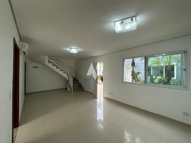 Imagem 7: Casa em Condomínio 4 Dormitórios para Locação Condomínio Vila de Lotus com