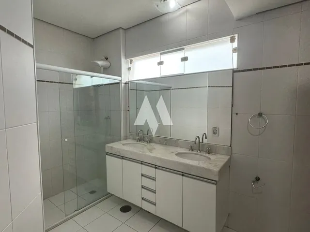 Imagem 5: Casa em Condomínio 4 Dormitórios para Locação Condomínio Vila de Lotus com
