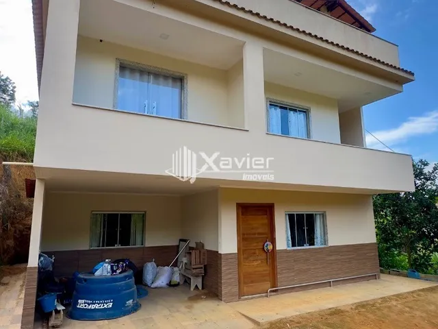 Imagem 3: Chácara com 2.000 m² à Venda em Pedra Mulata, Viana/ES - Casa Duplex, Área Gourmet