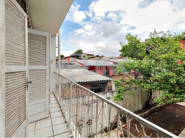 Imagem 4: Casa à venda em Porto Alegre-RS, bairro Glória: 4 quartos, 1 suíte, 2 salas, 3