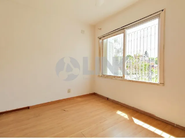 Imagem 9: Casa à venda em Porto Alegre-RS, bairro Glória: 4 quartos, 1 suíte, 2 salas, 3