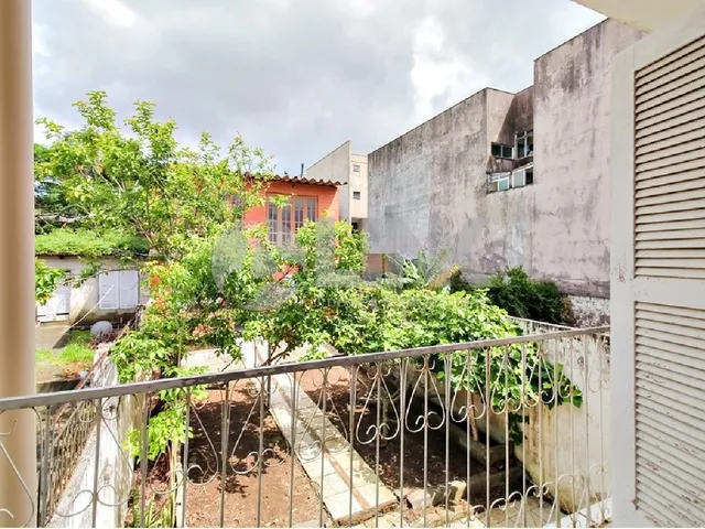 Imagem 10: Casa à venda em Porto Alegre-RS, bairro Glória: 4 quartos, 1 suíte, 2 salas, 3