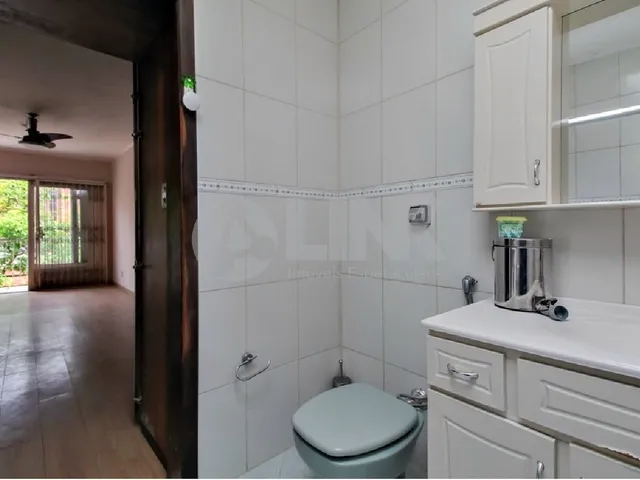 Imagem 13: Casa à venda em Porto Alegre-RS, bairro Glória: 4 quartos, 1 suíte, 2 salas, 3