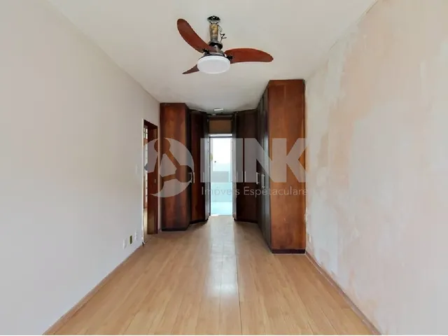 Imagem 15: Casa à venda em Porto Alegre-RS, bairro Glória: 4 quartos, 1 suíte, 2 salas, 3