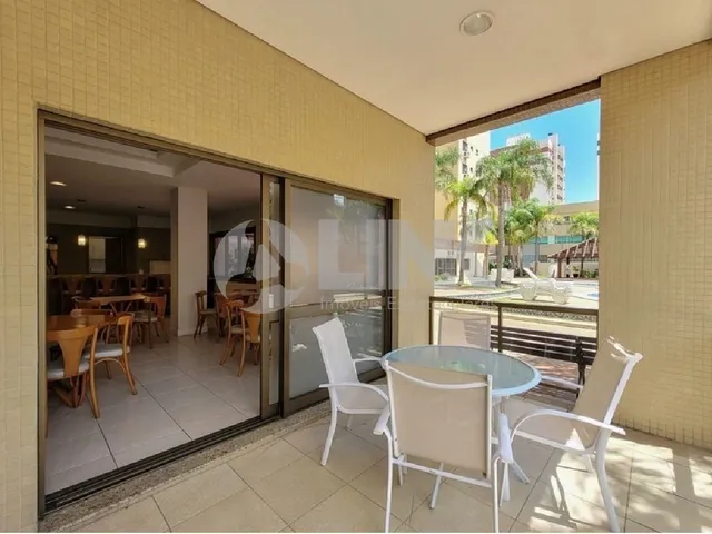 Imagem 4: Espaçoso apartamento de 3 quartos, 1 suíte e 2 salas no bairro Menino Deus em Porto