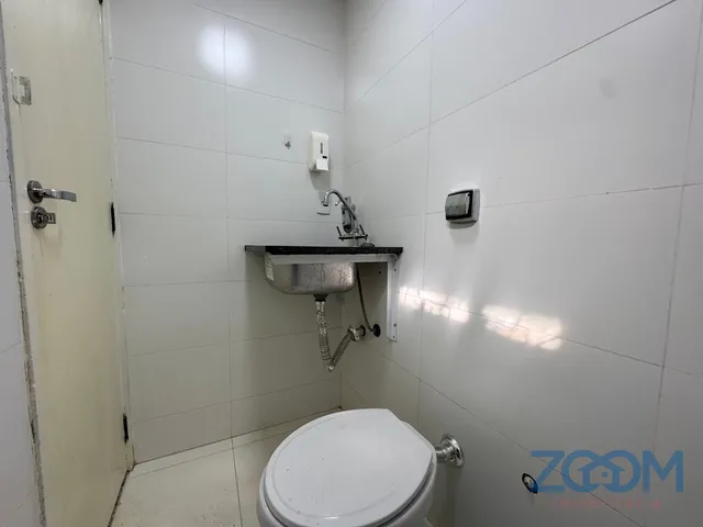 Imagem 15: CLN 201 BLOCO A SALAS 121/123 - 43,54M2 - ÓTIMO LOCAL - CONJUNTO COMERCIAL SALA E
