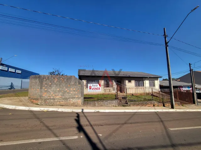 Imagem: Imóvel de esquina à venda na principal