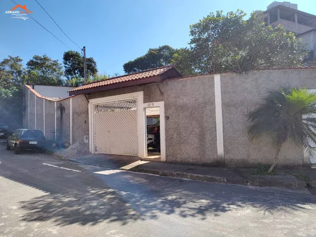Imagem: Casa À Venda em Embu das Artes, Jardim