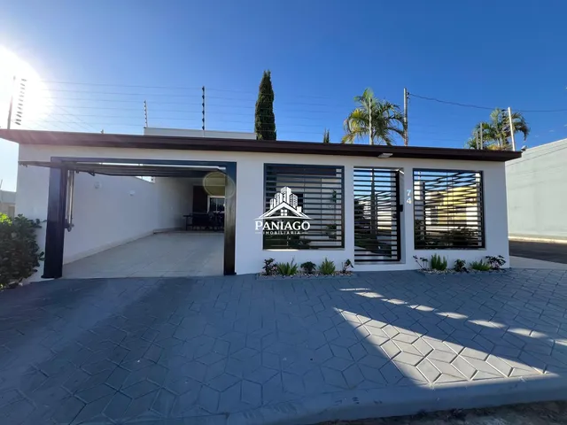 Imagem: CASA DE ESQUINA COM 4 QUARTOS SENDO 1 SUITE