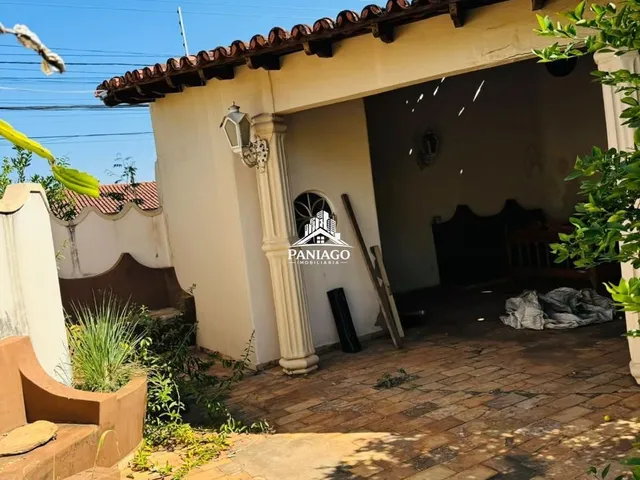 Imagem 9: Casa com 5 quartos sendo 3 suites e 2 salas amplas