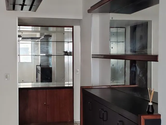 Imagem 9: Apartamento à venda, 3/4 sendo 1 suíte, DCE, 2 vagas de garagem e 50m do mar