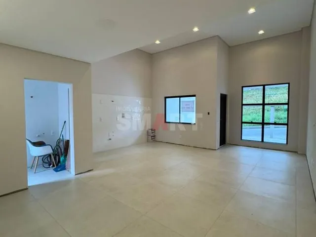 Imagem 5: Casa de Meio Lote Suíte + 2 Quartos no Tifa Martins