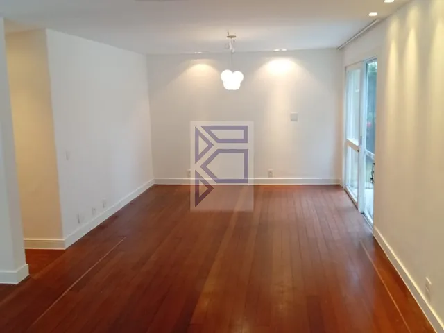 Imagem 8: Espetacular Casa para Locação no Condomínio Santa Monica, na Barra da Tijuca, Rio de