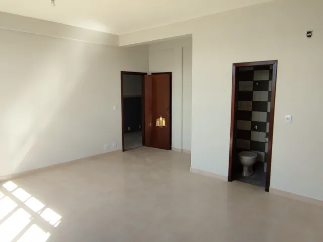 Imagem: Sala no Centro de Esmeraldas