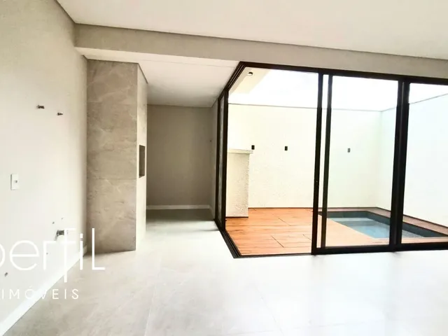 Imagem: Imóvel à venda Casa de 3 quartos, 1 suíte