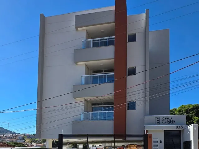 Imagem: O apartamento possui 1 Dormitório, 1 Banheiro, 1 Vaga na