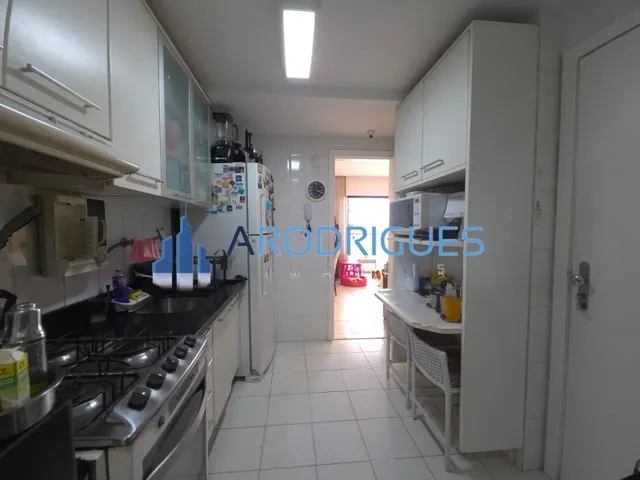 Imagem 4: Apartamento na Pituba Excelente Oportunidade Localização Privilegiada no Alto do Parque