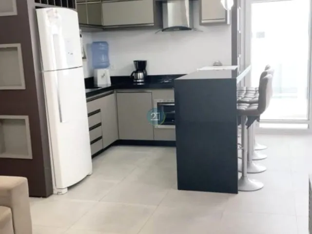 Imagem 3: Alugo apartamento mobiliado c/ 02 dormitórios, sacada com churrasqueira, 01 vaga de