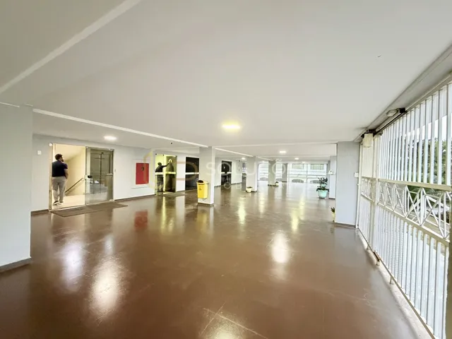 Imagem 10: Apartamento 2 Quartos, Reformado, Cozinha Planejada