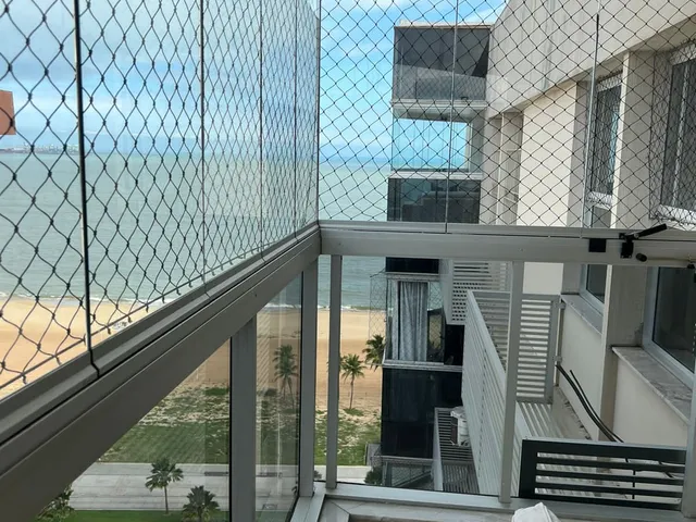 Imagem: A casa possui 4 Dormitórios, 3 Suítes, 5 Banheiros, 2