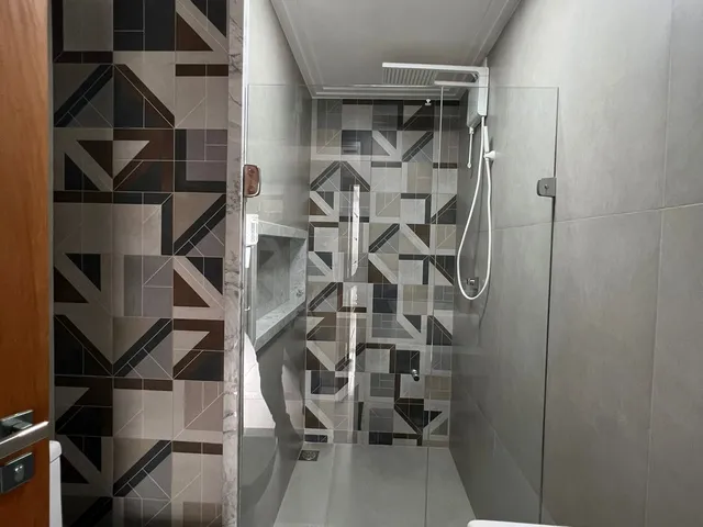 Imagem 3: Cobertura linear a venda, Mata da Praia, Vitória, ES