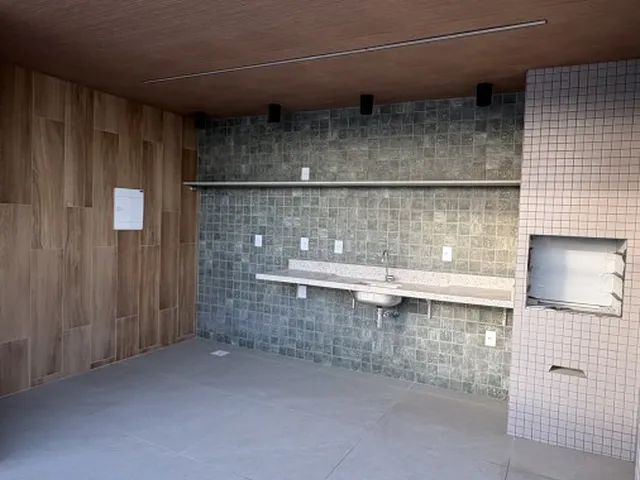 Imagem 3: Apartamento para Venda em Salvador / BA no bairro Pituba