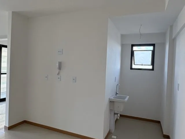 Imagem 11: Apartamento para Venda em Salvador / BA no bairro Pituba