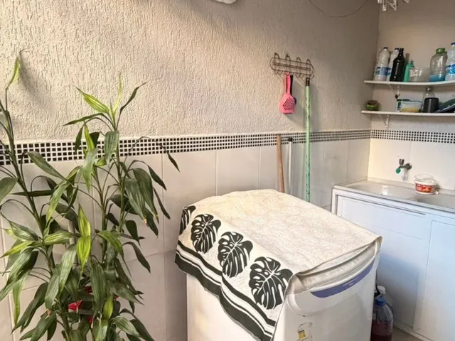 Imagem 15: Vendo excelente casa em Lauro de Freitas, 4/4 sendo 3 suítes, piscina privativa, R