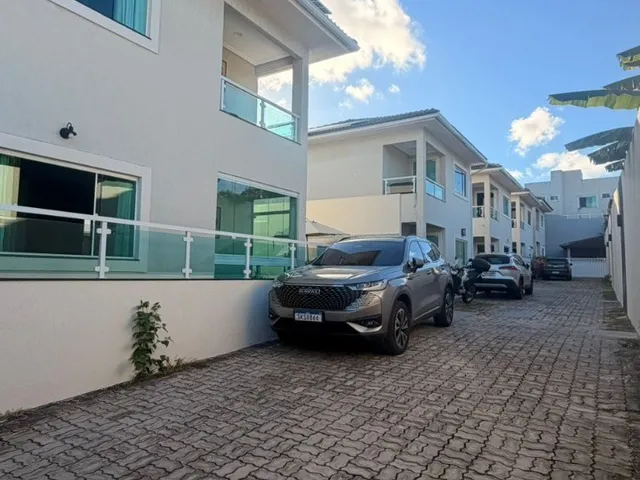 Imagem 2: Vendo excelente casa em Lauro de Freitas, 4/4 sendo 3 suítes, piscina privativa, R
