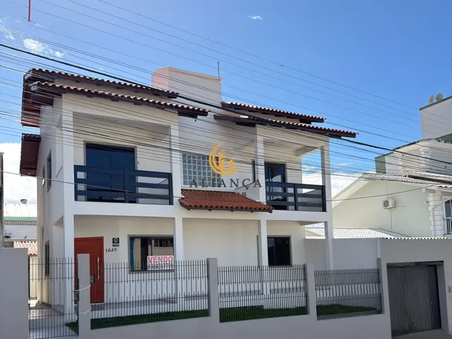 Imagem: Casa em Ipiranga, São José/SC