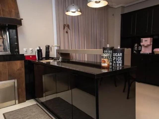 Imagem 10: CASA EM CONDOMÍNIO COM 3 SUITES E PISCINA EM BALNEÁRIO CAMBORIÚ / SC