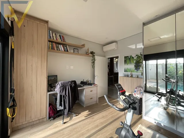 Imagem 15: Casa de 255m², 4 suítes à venda Condomínio Brisas - Jd. Samambaia...