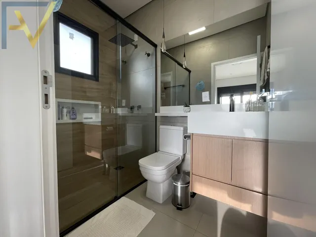 Imagem 12: Casa de 255m², 4 suítes à venda Condomínio Brisas - Jd. Samambaia...