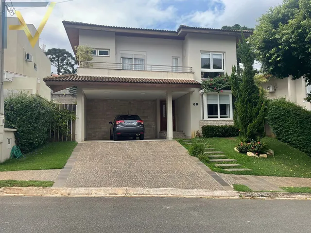 Imagem: A casa possui 3 Dormitórios, 3 Suítes, 4 Banheiros, 4
