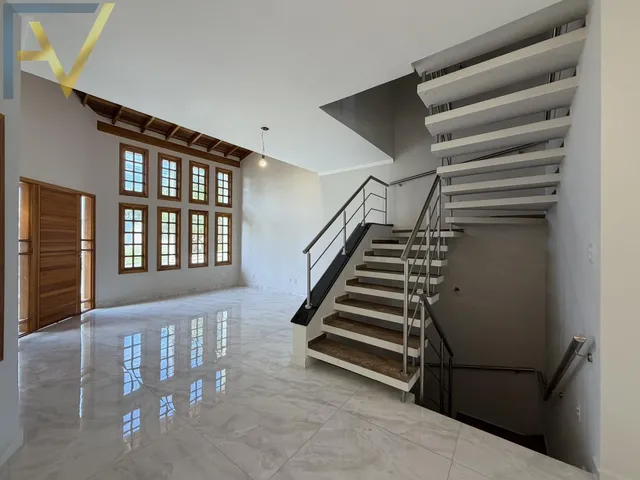Imagem: Casa Nova com 4 Suítes, Piscina e Área