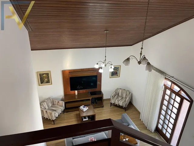 Imagem 5: Casa À Venda na Vila Rami em Jundiaí com 3 Dormitórios, Escritório e Churrasquei