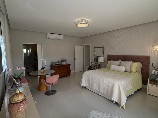 Imagem 9: Casa em condomínio com 5 dormitórios