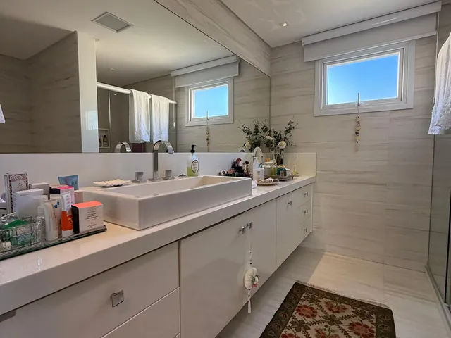 Imagem 4: Casa em condomínio com 5 dormitórios