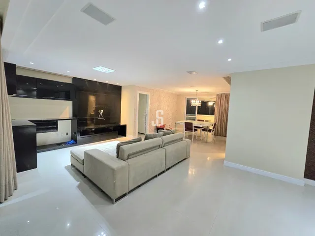 Imagem: O apartamento possui 3 Dormitórios, 3 Suítes, 4 Banheiros